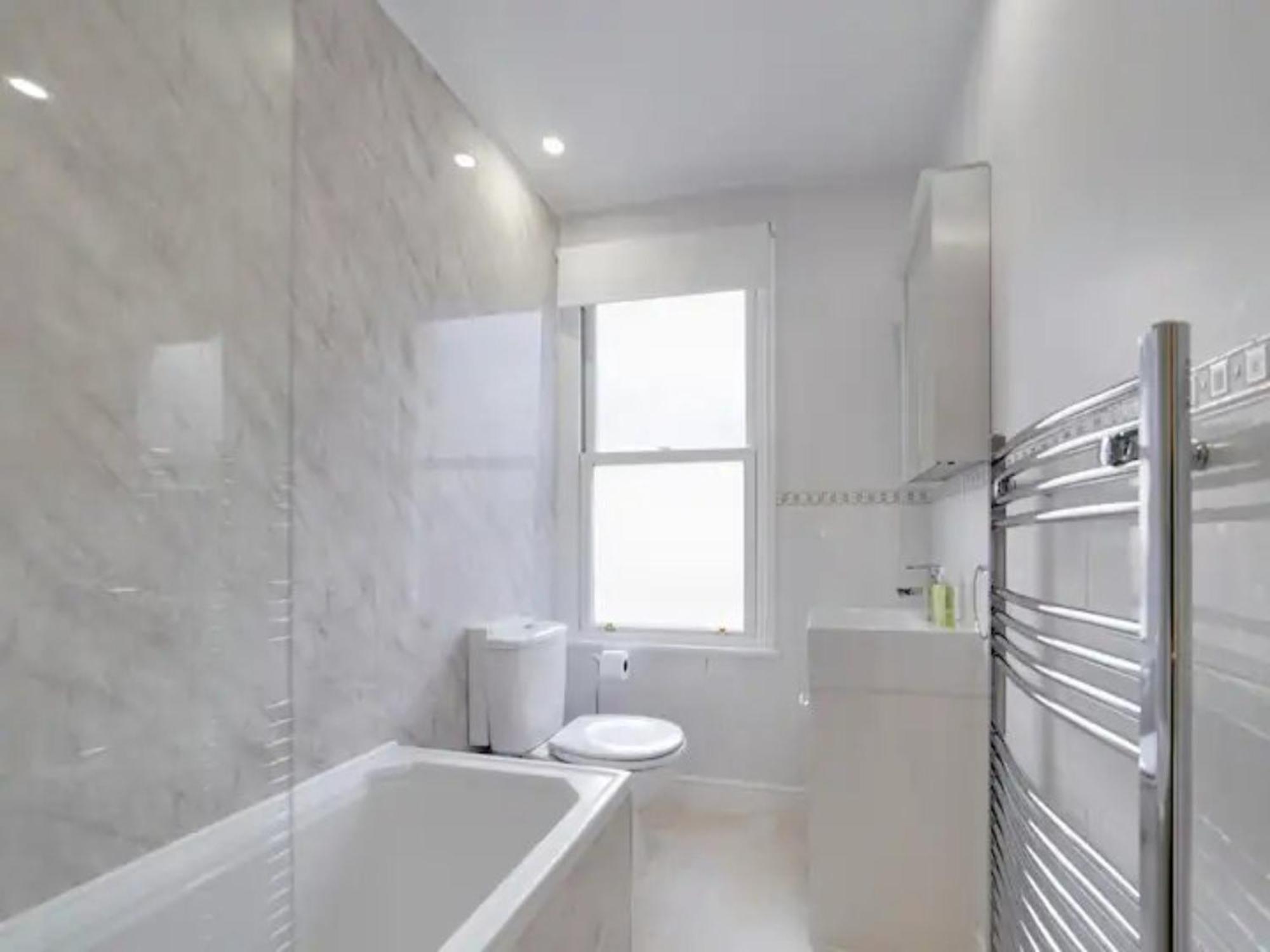 Holiday home Pass The Keys Modern And Spacious Terrace In Cambridge (Cambridgeshire)