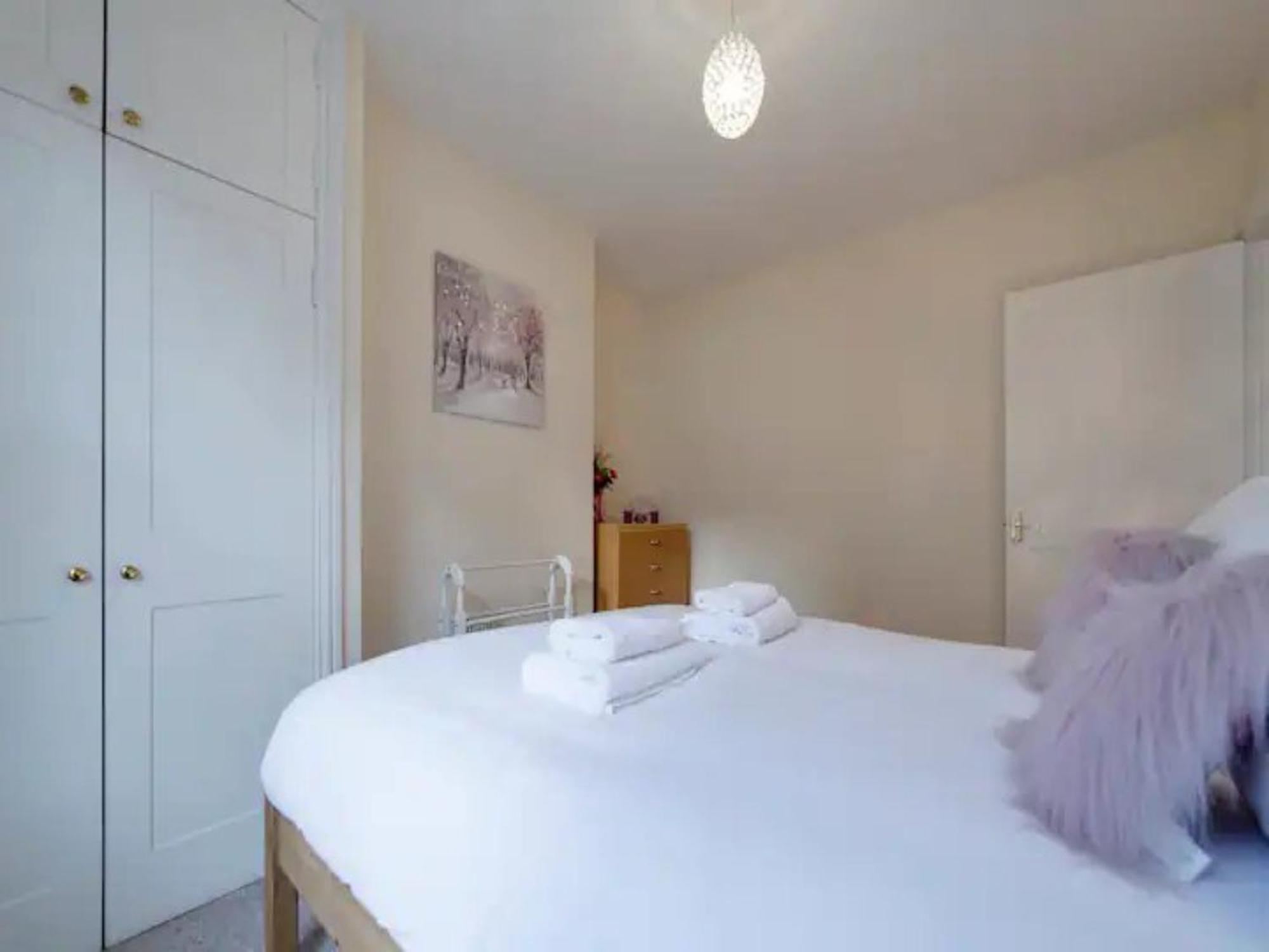 Holiday home Pass The Keys Modern And Spacious Terrace In